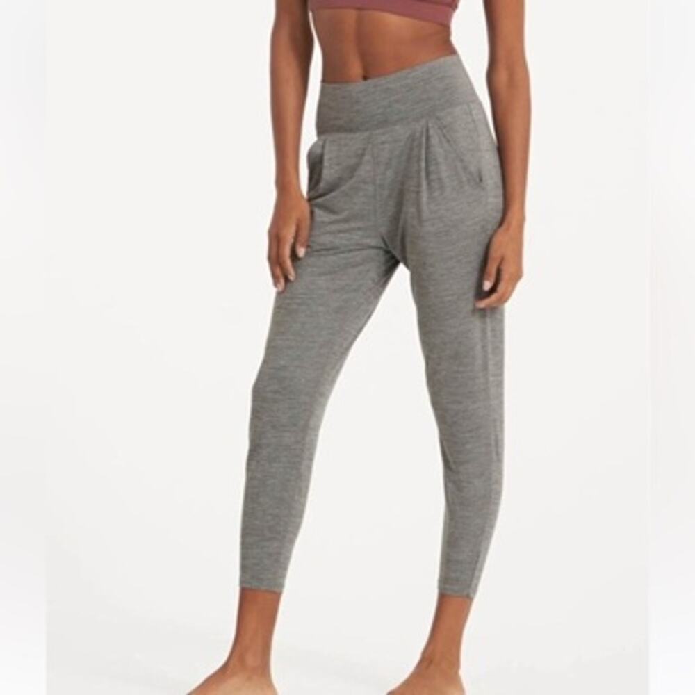 Vuori Performance Jogger Pants Gray Womens Large Lounge Athletic